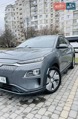 Внедорожник / Кроссовер Hyundai Kona 2019 в 