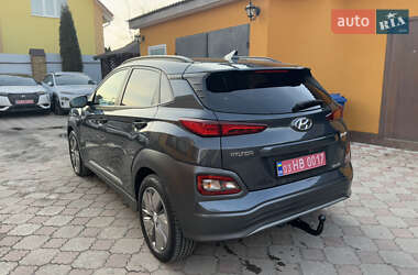 Внедорожник / Кроссовер Hyundai Kona 2019 в 