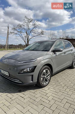 Внедорожник / Кроссовер Hyundai Kona 2022 в 