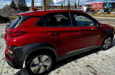 Внедорожник / Кроссовер Hyundai Kona 2020 в 