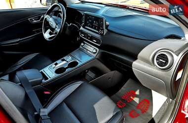 Внедорожник / Кроссовер Hyundai Kona 2020 в 