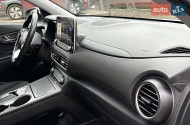 Позашляховик / Кросовер Hyundai Kona 2020 в 