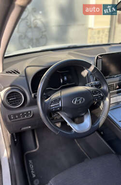 Внедорожник / Кроссовер Hyundai Kona 2019 в 