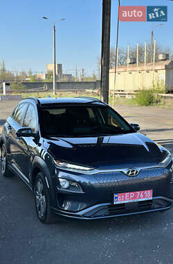 Внедорожник / Кроссовер Hyundai Kona 2019 в 