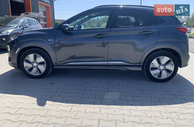 Внедорожник / Кроссовер Hyundai Kona 2020 в 
