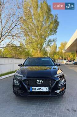 Позашляховик / Кросовер Hyundai Kona 2019 в 