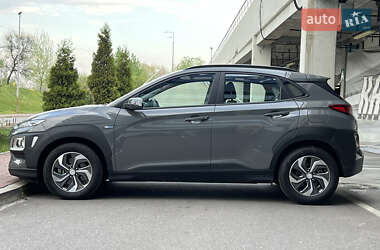 Внедорожник / Кроссовер Hyundai Kona 2020 в 