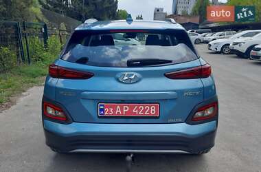 Внедорожник / Кроссовер Hyundai Kona 2020 в 