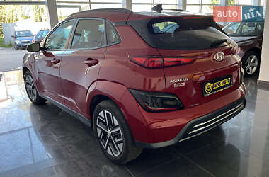 Внедорожник / Кроссовер Hyundai Kona 2022 в 