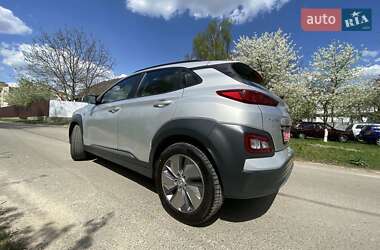 Позашляховик / Кросовер Hyundai Kona 2020 в 