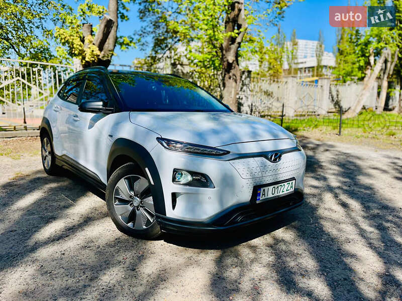 Позашляховик / Кросовер Hyundai Kona 2019 в 