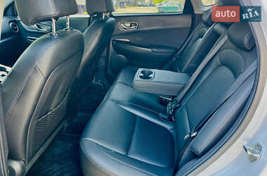 Позашляховик / Кросовер Hyundai Kona 2019 в 