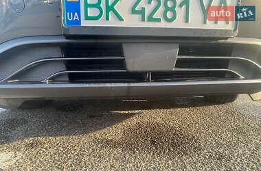 Внедорожник / Кроссовер Hyundai Kona 2020 в 