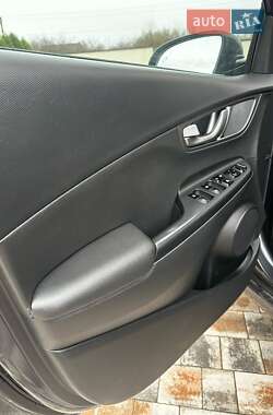 Позашляховик / Кросовер Hyundai Kona 2019 в 