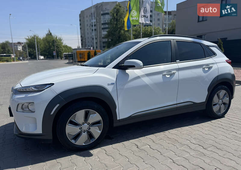 Позашляховик / Кросовер Hyundai Kona 2020 в Луцьку