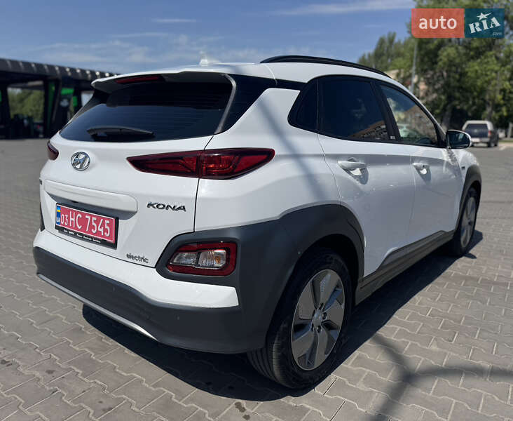 Позашляховик / Кросовер Hyundai Kona 2020 в Луцьку