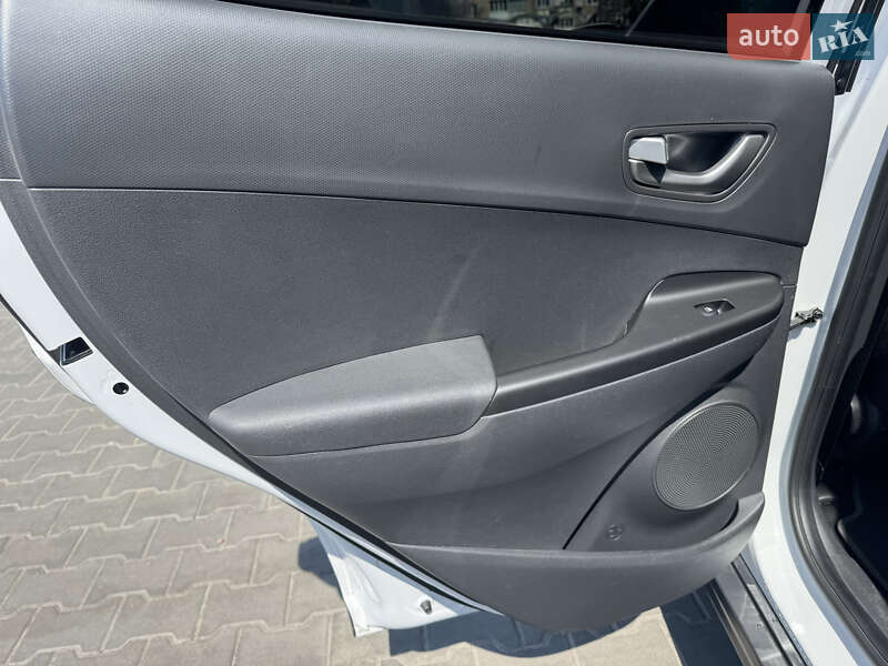 Позашляховик / Кросовер Hyundai Kona 2020 в Луцьку