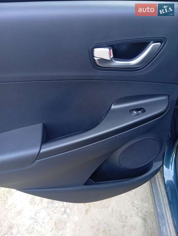 Позашляховик / Кросовер Hyundai Kona 2023 в Чернівцях фото 14 Позашляховик / Кросовер Hyundai Kona 2023 в Чернівцях