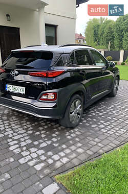 Внедорожник / Кроссовер Hyundai Kona 2020 в Самборе