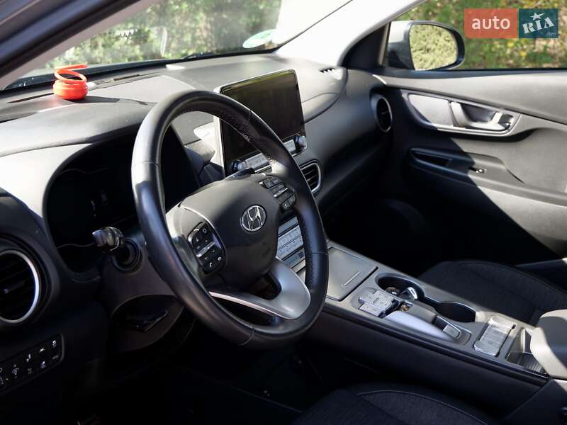 Внедорожник / Кроссовер Hyundai Kona 2020 в Шепетовке