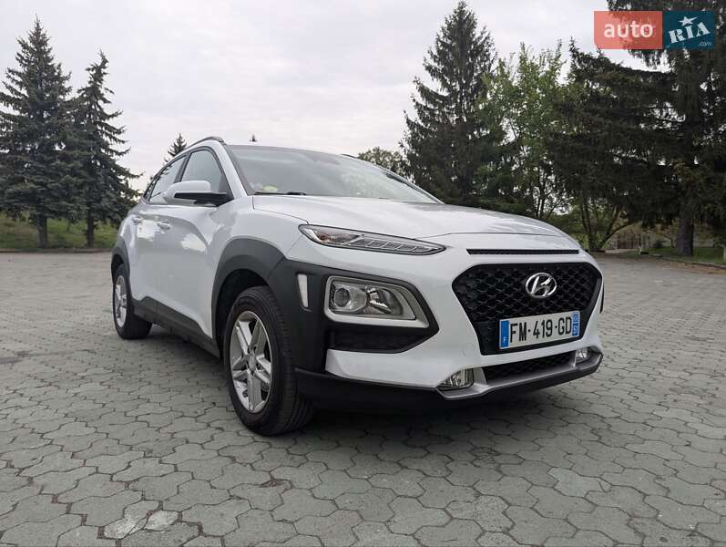 Внедорожник / Кроссовер Hyundai Kona 2019 в 
