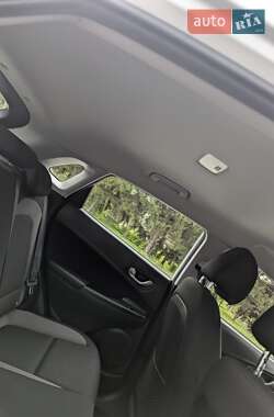 Внедорожник / Кроссовер Hyundai Kona 2019 в 