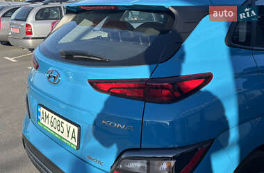 Позашляховик / Кросовер Hyundai Kona 2022 в 