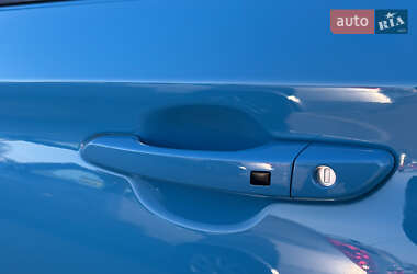 Позашляховик / Кросовер Hyundai Kona 2022 в 