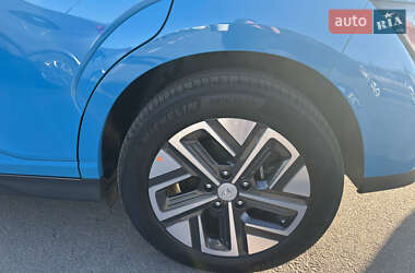 Позашляховик / Кросовер Hyundai Kona 2022 в 