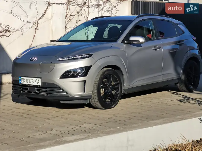 Hyundai Kona 2020 VIN KM8K33AG4MU121931 фото оголошення 16 з 54