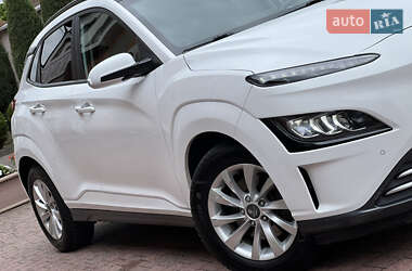 Позашляховик / Кросовер Hyundai Kona 2021 в 