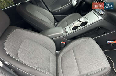 Позашляховик / Кросовер Hyundai Kona 2020 в 