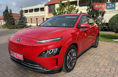 Позашляховик / Кросовер Hyundai Kona 2021 в 