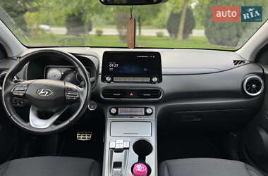 Позашляховик / Кросовер Hyundai Kona 2021 в 