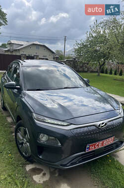 Позашляховик / Кросовер Hyundai Kona 2019 в 