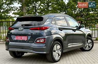 Внедорожник / Кроссовер Hyundai Kona 2020 в 