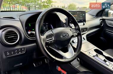 Внедорожник / Кроссовер Hyundai Kona 2020 в 