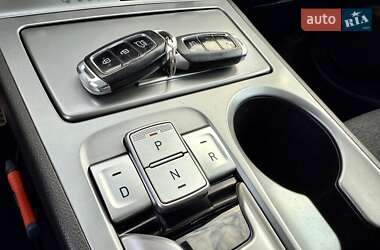 Внедорожник / Кроссовер Hyundai Kona 2020 в 