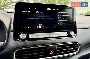 Внедорожник / Кроссовер Hyundai Kona 2020 в 