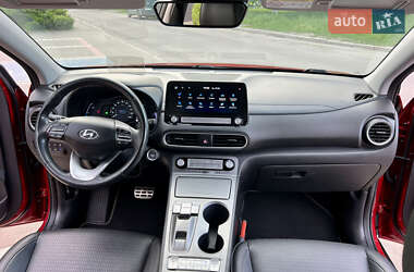 Внедорожник / Кроссовер Hyundai Kona 2020 в 