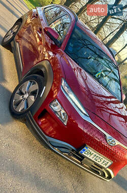 Внедорожник / Кроссовер Hyundai Kona 2019 в 
