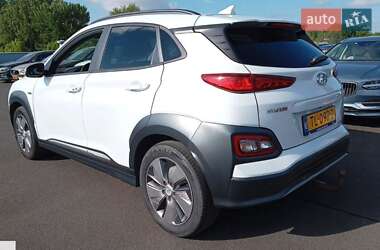Внедорожник / Кроссовер Hyundai Kona 2019 в Черноморске