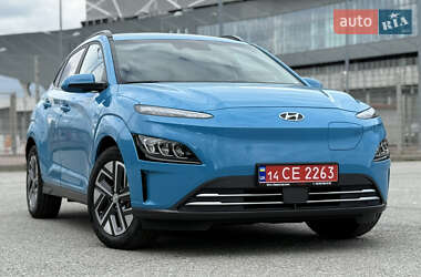 Внедорожник / Кроссовер Hyundai Kona 2022 в Киеве
