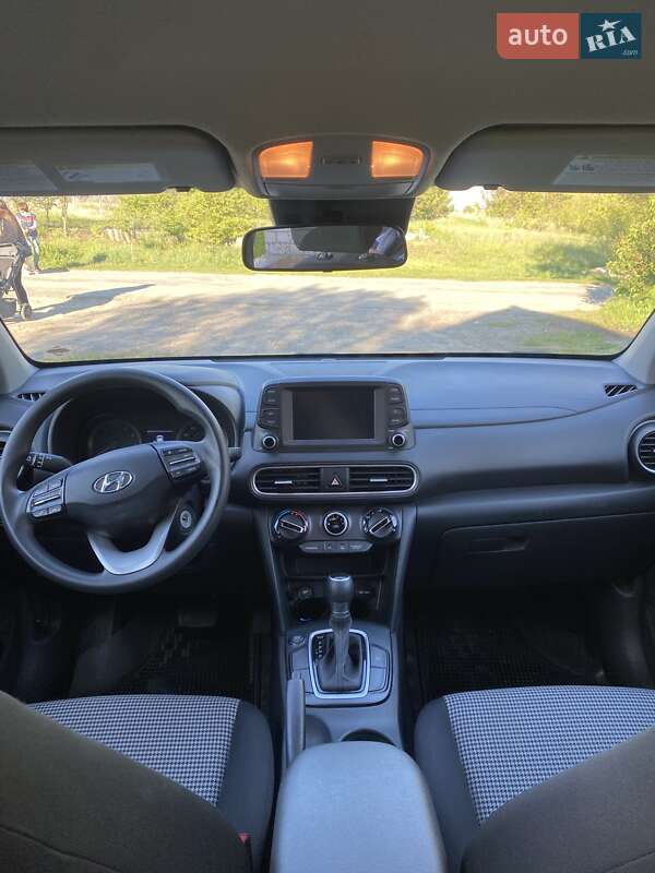 Внедорожник / Кроссовер Hyundai Kona 2018 в Харькове