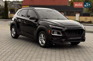 Позашляховик / Кросовер Hyundai Kona 2018 в 