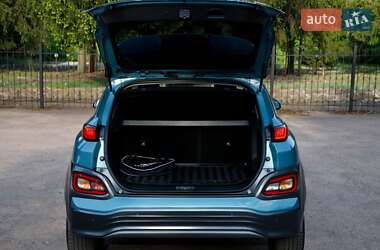 Позашляховик / Кросовер Hyundai Kona 2020 в 