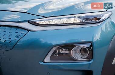 Позашляховик / Кросовер Hyundai Kona 2020 в 