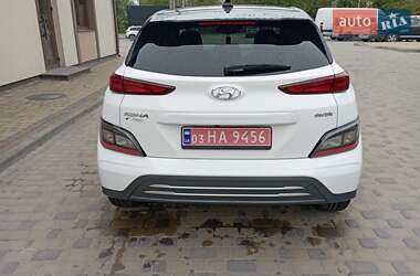 Внедорожник / Кроссовер Hyundai Kona 2022 в 