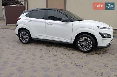 Внедорожник / Кроссовер Hyundai Kona 2022 в 
