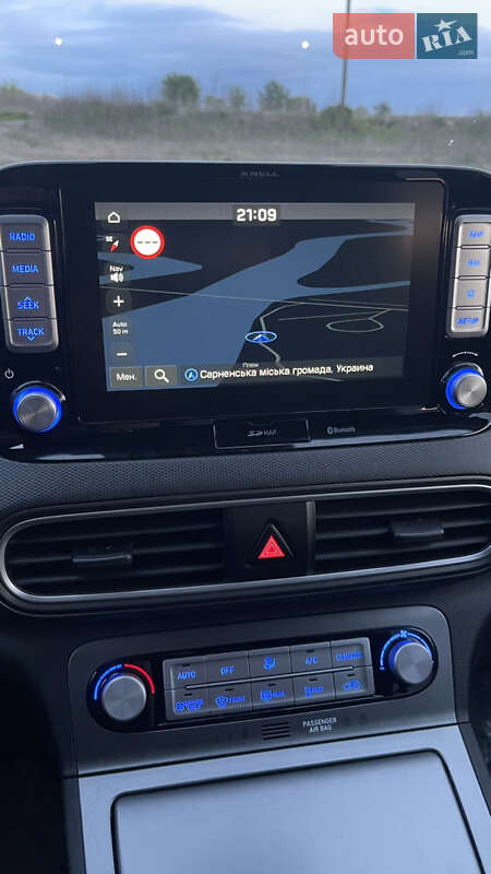 Внедорожник / Кроссовер Hyundai Kona 2019 в Сарнах